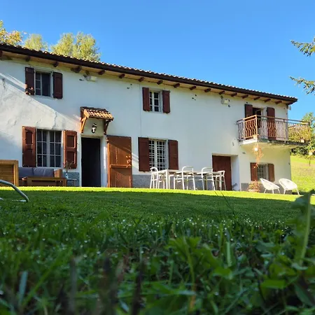 Casa Spiaggiola Holiday home *